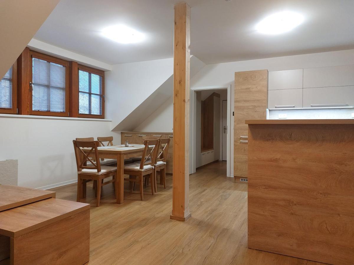דירות Velké Karlovice Polansky Dvur מראה חיצוני תמונה